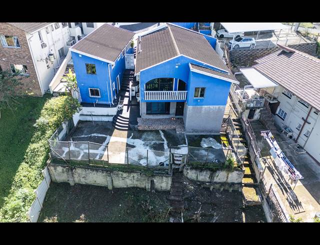 5 BEDROOM HOUSE FOR SALE IN RESERVOIR HILLS